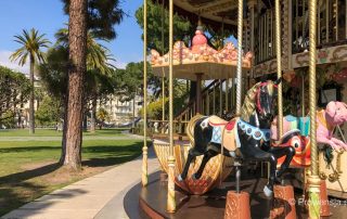 Atrakcje dla dzieci na Lazurowym Wybrzeżu: karuzela w Nicei
