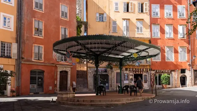 Place de la Poissonnerie