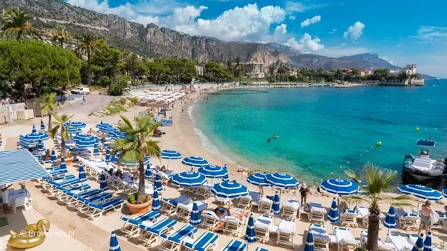 Plaże na Lazurowym Wybrzeżu