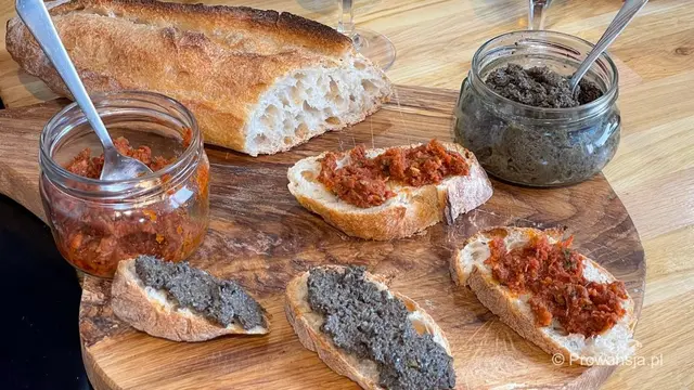 Tapenada i pasta z suszonych pomidorów